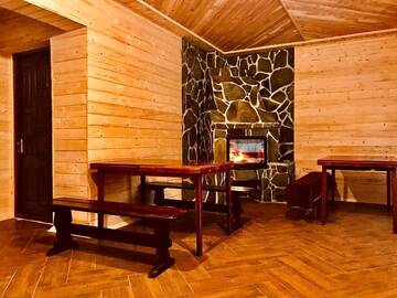 Фото номера Дом с 7 комнатами Дома для отпуска Goryanka Hotel г. Микуличин 89