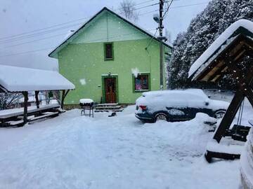 Фото номера Дом с 7 комнатами Дома для отпуска Goryanka Hotel г. Микуличин 94