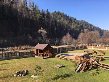 Фото номера Вилла с 2 спальнями Дома для отпуска Khytir Falchi г. Микуличин 57