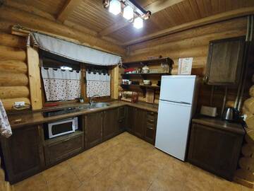 Фото номера Вилла с 2 спальнями Дома для отпуска Khytir Falchi г. Микуличин 35