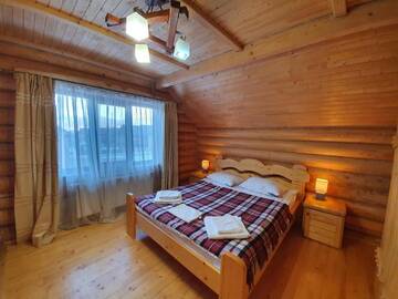 Фото номера Вилла с 2 спальнями Дома для отпуска Khytir Falchi г. Микуличин 33