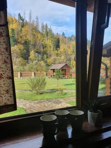 Фото номера Вилла с 2 спальнями Дома для отпуска Khytir Falchi г. Микуличин 36
