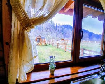 Фото номера Вилла с 2 спальнями Дома для отпуска Khytir Falchi г. Микуличин 39