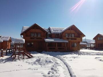 Фото номера Вилла с 2 спальнями Дома для отпуска Khytir Falchi г. Микуличин 53