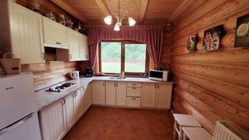 Фото номера Вилла с 2 спальнями Лоджи Vila Mila г. Микуличин 3