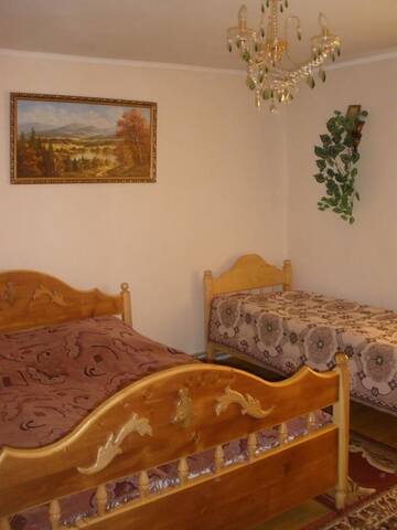 Фото номера Дом с 4 спальнями Лоджи Guest House Pid Lypamy г. Микуличин 19