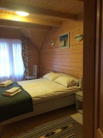 Фото номера Стандартный двухместный номер с 1 кроватью Мини-отель Villa "Затишна" г. Микуличин 2
