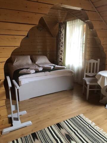 Фото номера Семейный номер-студио Мини-отель Villa "Затишна" г. Микуличин 13