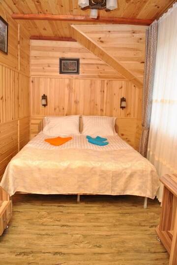 Фото номера Апартаменты с видом на горы Апартаменты Emerald House г. Микуличин 2