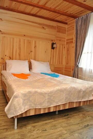 Фото номера Апартаменты с 1 спальней Апартаменты Emerald House г. Микуличин 2