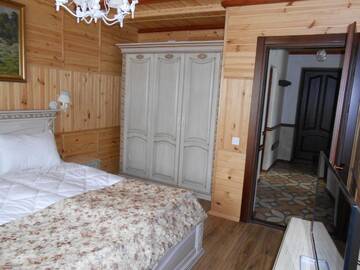Фото номера Апартаменты с террасой Апартаменты Emerald House г. Микуличин 4