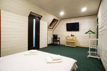 Фото номера Двухместный номер Делюкс с 1 кроватью и ванной Мини-отель Hotel Galushko г. Микуличин 84