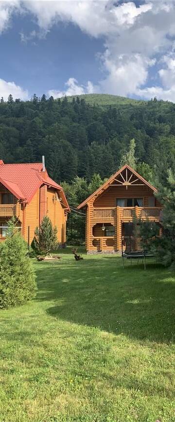 Фото Виллы Котедж "Villa Затишна" г. Микуличин 1